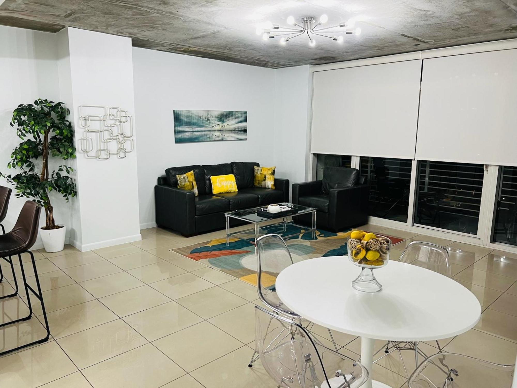 Spacious 2Bd 2Bth At Midblock Miami Exterior photo